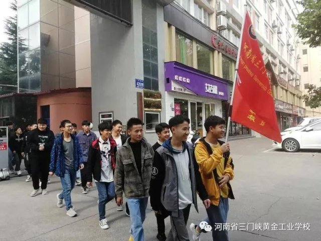 成才+脱贫，中国黄金“教科书”式的精准扶贫 