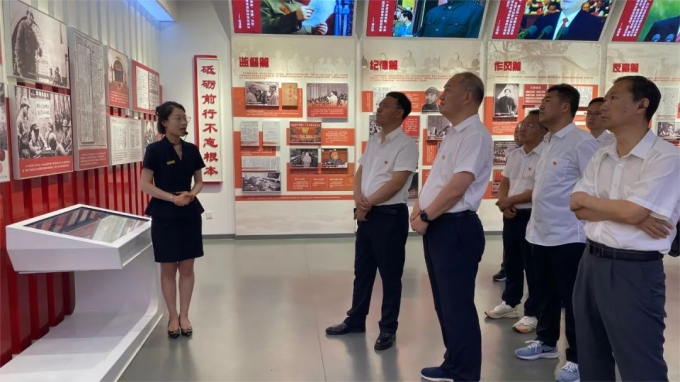 学,党纪,明,规矩,筑,防线,促,担当,为,深入, . 学党纪明规矩 筑防线促担当
