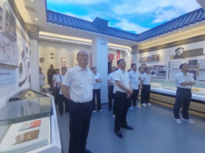 学,党纪,明,规矩,筑,防线,促,担当,为,深入, . 学党纪明规矩 筑防线促担当