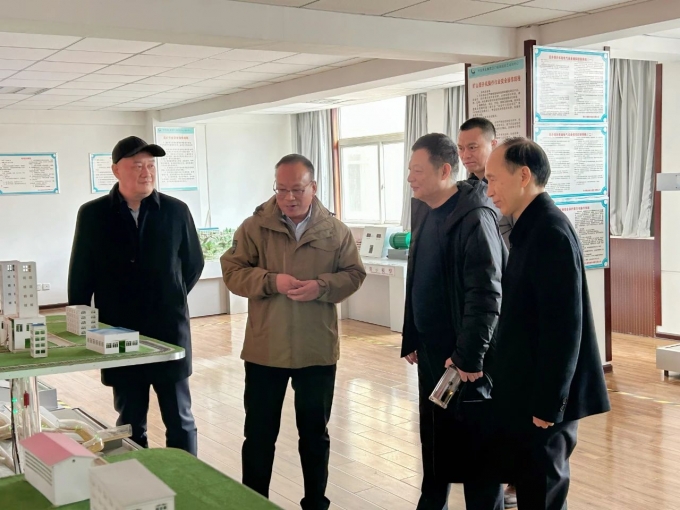 我校,与,河南,地矿,职业,学院,开展,交流,研讨, . 我校与河南地矿职业学院开展交流研讨