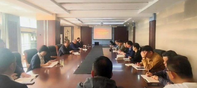 我校举办深入贯彻中央八项规定精神学习教育读书班开班式 