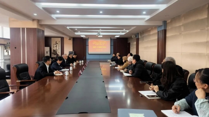 校企,携手,促,党建,经验交流,聚合力,为,深入, . 校企携手促党建 经验交流聚合力